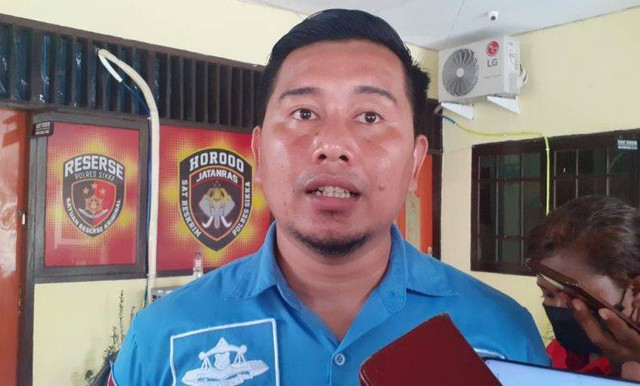 Keterangan foto: Kasat Reskrim Polres Sikka, AKP Nyoman Gede Arya Triyadi Putra.