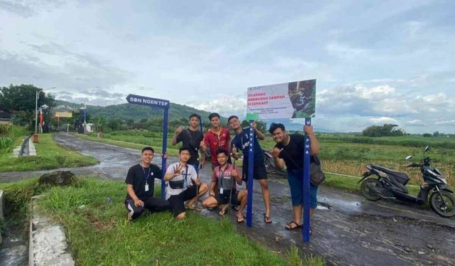 pesangan banner himbauan