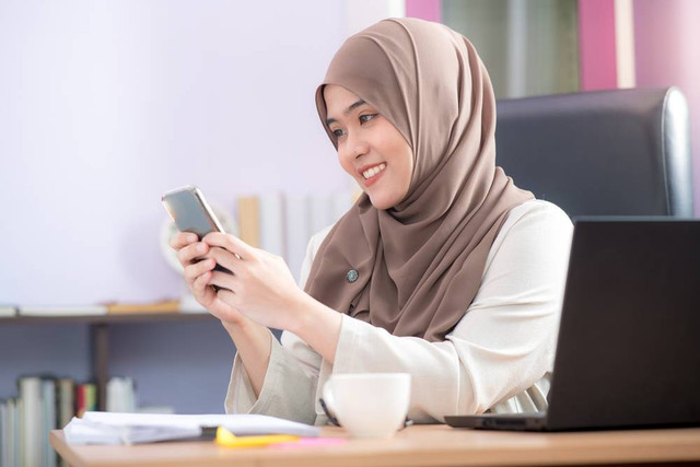 Ilustrasi bermain kuis temukan kata. Foto: Kingmaya Studio/Shutterstock