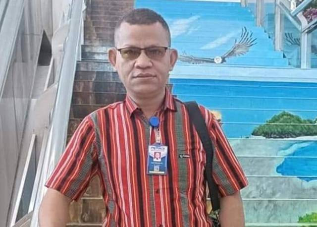 Wakil Ketua Bidang Hukum dan Ham, DPC PDI Perjuangan (PDIP) Kota Sorong, Yosep Titirlolobi. Foto ist