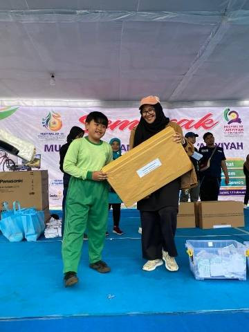 Salah satu siswa SD Muhammadiyah Mlangi mendapatka doorprize. doc : SDM Mlangi