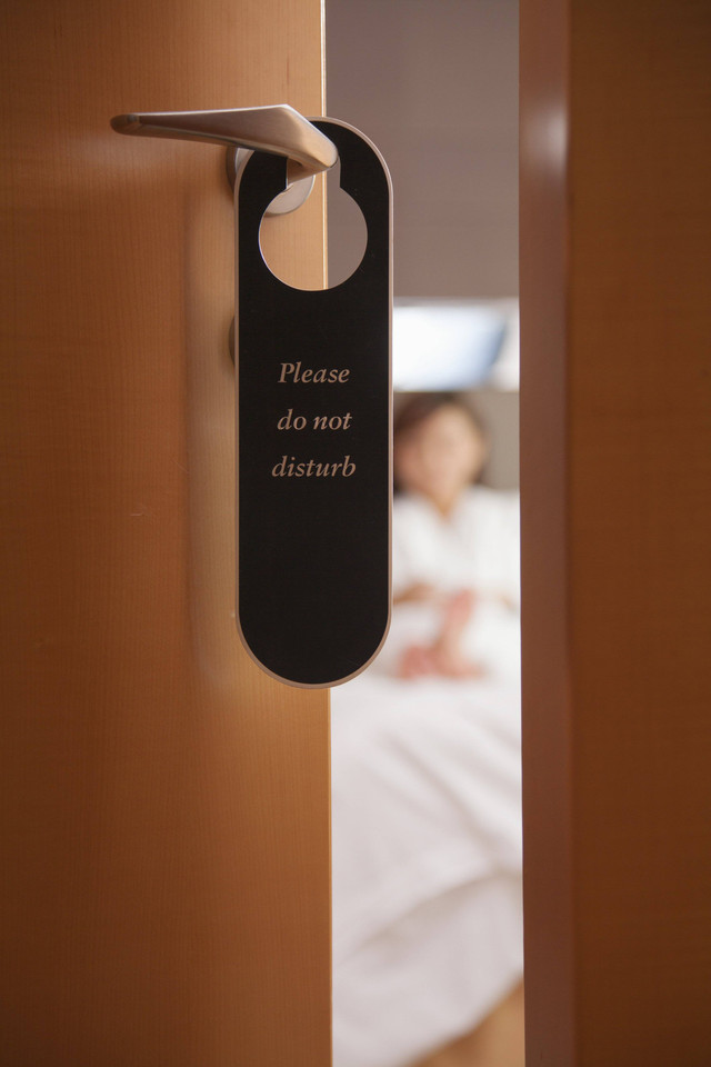 Ilustrasi kamar hotel. Foto: Shutterstock