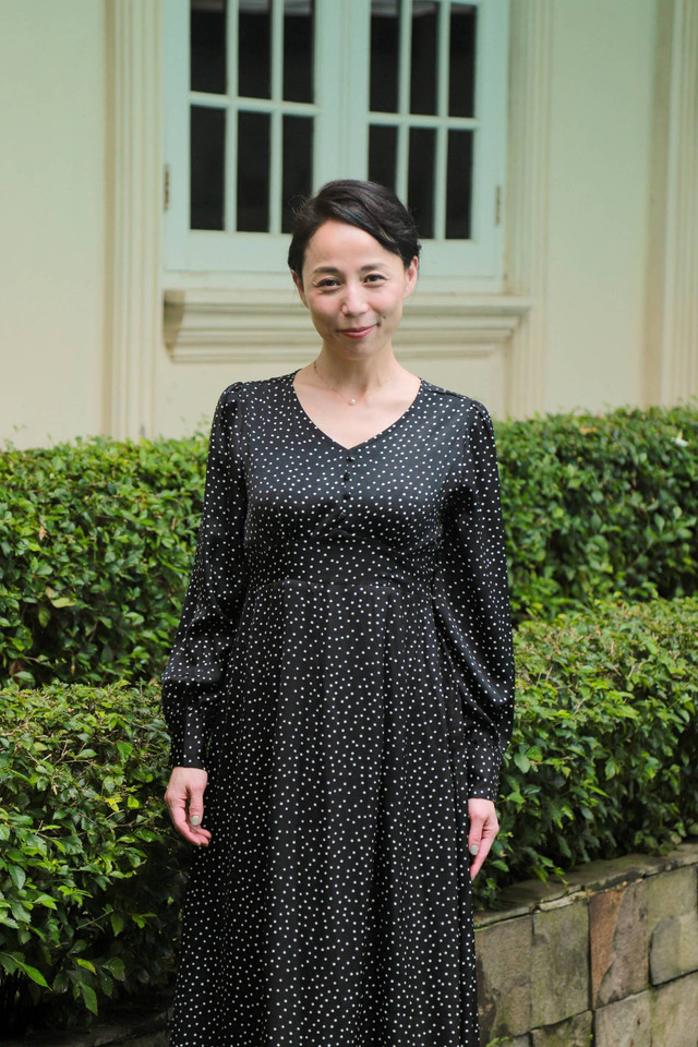 Aktris Jepang Shinobu Tsuji di kumparan, Jumat (24/2/2023). Foto: Jamal Ramadhan/kumparan