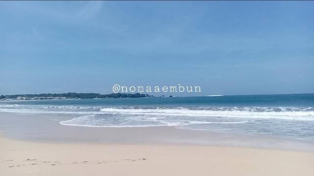 Pantai Santolo (dokumentasi milik pribadi)