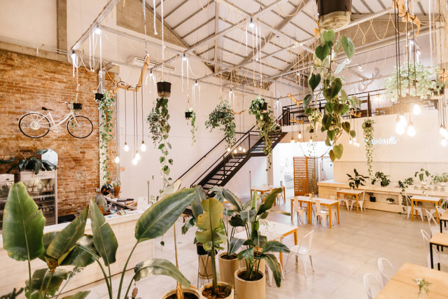 Ilustrasi Restoran untuk Lamaran di Bandung. Foto: Unsplash/Jonathan Borba.