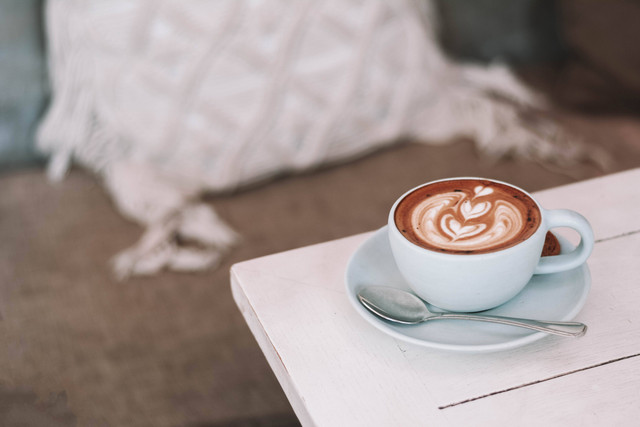 Tempat Ngopi di Jakarta Timur yang Murah/Foto ini hanya ilustrasi dan bukan tempat aslinya. Sumber: Pexels/Content Pixie