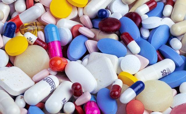 Ilustrasi Perbedaan Ranitidine dan Ranitidine HCL di Dunia Kesehatan, Foto Unsplash Myriam Zilles