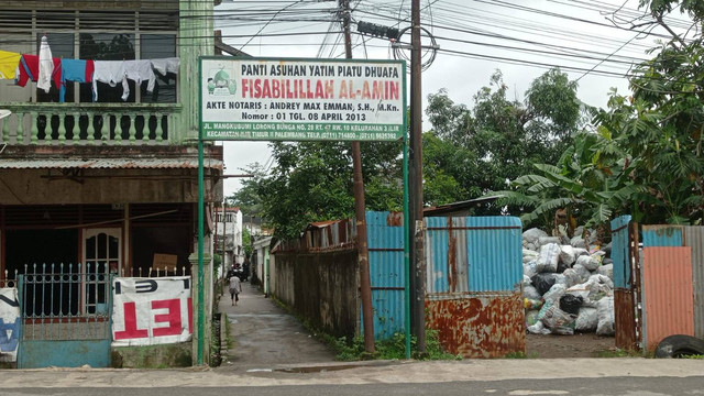 Suasana lorong Panti Asuhan Fisabilillah Al-Amin Palembang, Foto : Abdul Toriq/Urban.Id