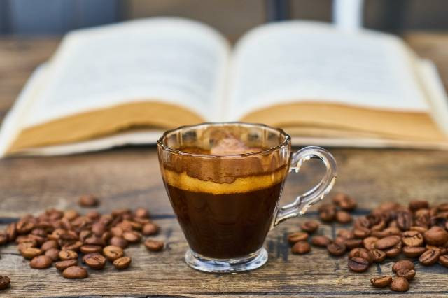 lustrasi Kopi tanpa gula. Sumber foto: Pixels