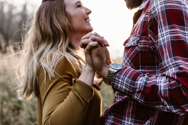 Kata-Kata tentang Kesetiaan pada Pasangan. Foto sebagai ilustrasi. Foto: Unsplash/Priscilla Du Preez.