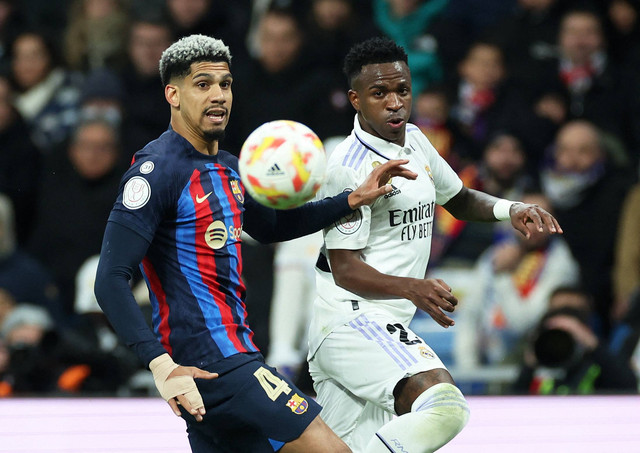 Pertandingan semifinal leg pertama Copa del Rey antara Real Madrid vs Barcelona, Jumat (3/3) dini hari WIB. Foto: Isabel Infantes/REUTERS