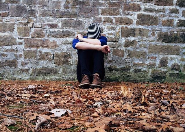 Ilustrasi Kata-Kata Sad Boy Kecewa akan Cinta | Foto: Pixabay/WOKANDAPIX