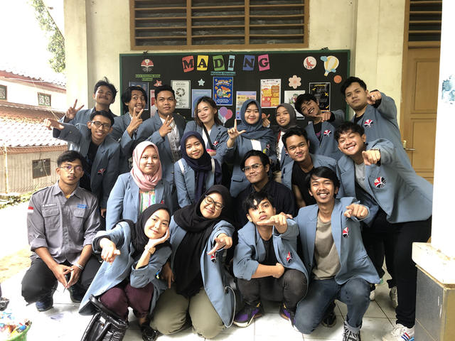 Mahasiswa KKN Tematik UPI 2023 Mengadakan Sosialisasi dan Pengadaan Mading di SD Yayasan Amal Keluarga