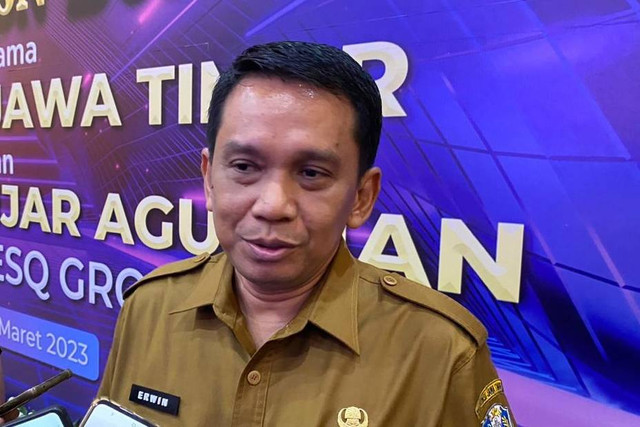 Kepala Dinas Kesehatan Jawa Timur, dr. Erwin Ashta Triyono menyampaikan penyakit leptospirosis atau kencing tikus yang menyerang di wilayah Kabupaten Pacitan, Senin (6/3/2023).  Foto: Dinkes Pacitan