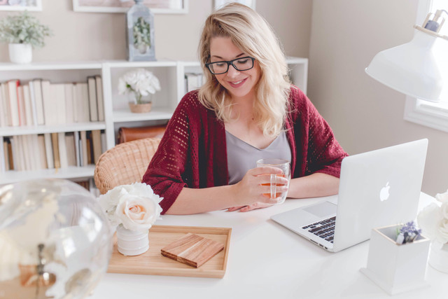 Ilustrasi Freelance adalah. Foto: dok. Paige Cody (Unsplash.com)