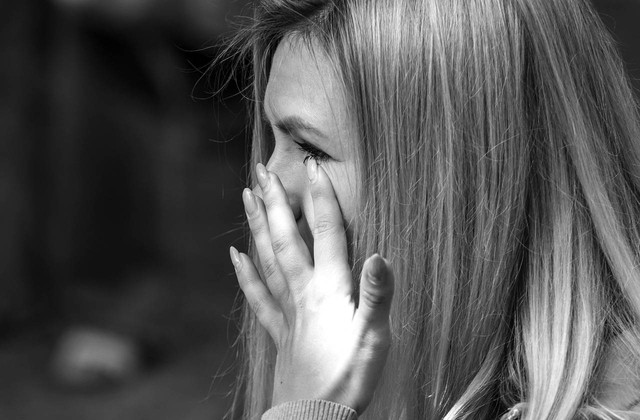 Ilustrasi cara minta maaf ke pacar lewat WA. Sumber foto Pixabay