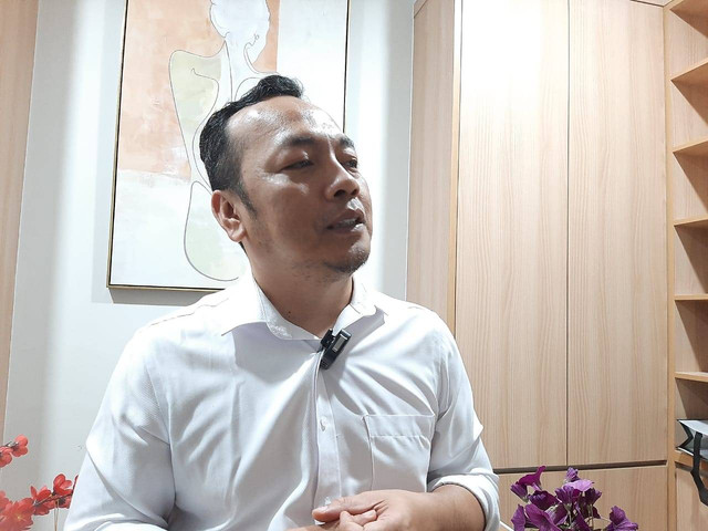 dr. Bambang Wicaksono, SpBP-RE(K) selaku pimpinan NMW Group Cosmetic Surgery. Foto-foto: Amanah Nur Asiah/Basra