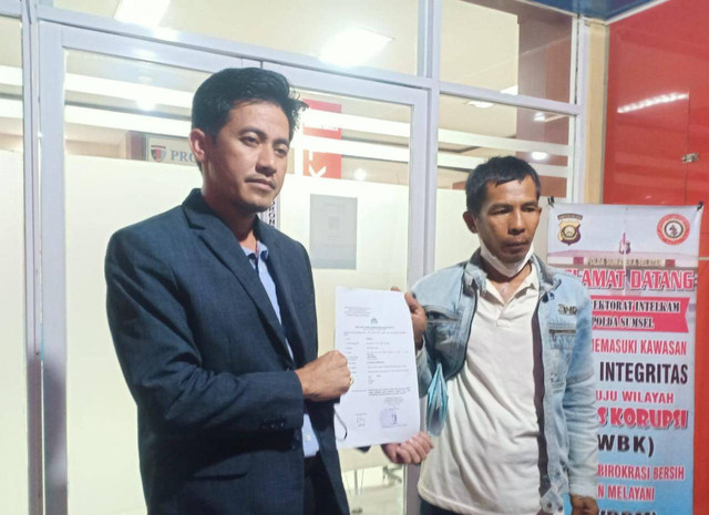 Orang tua pasien usus buntu melapor ke Polda Sumsel. (ist)