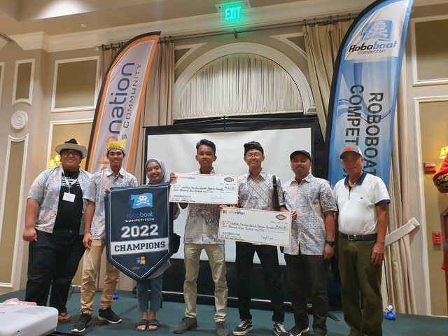 Tim Barunastra ITS jadi Juara Umum Kompetisi Robot Internasional di AS