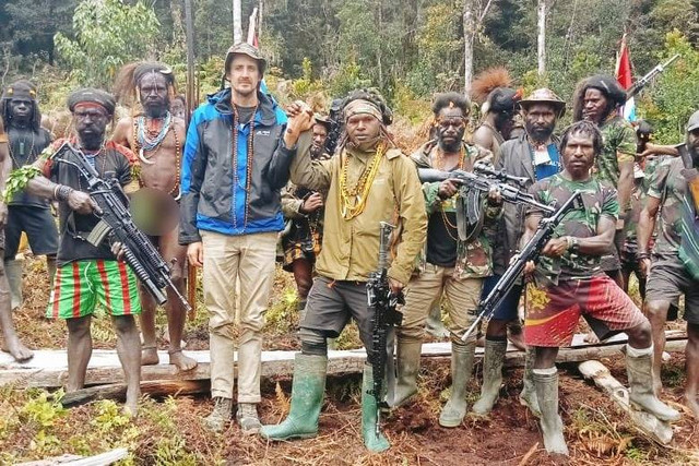 Pilot Susi Air Captain Philip Mehrtens masih disandera TPNPB OPM.
 Foto: Dok. Istimewa