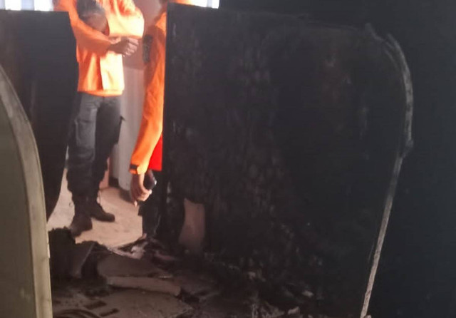 Kebakaran Terjadi di Kampus C Unair Surabaya