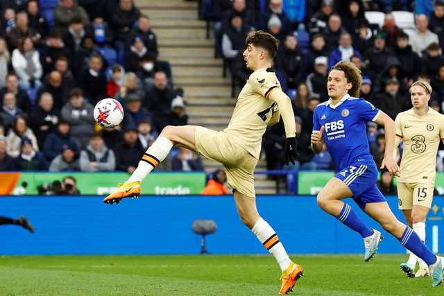 Pemain Chelsea Kai Havertz mencetak gol kedua saat hadapi Leicester City di Stadion King Power, Leicester, Inggris, Sabtu (11/3/2023). Foto: Action Images via Reuters/Andrew Boyers