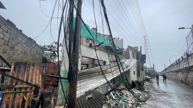 Rumah warga yang terdampak kebakaran Depo Pertamina Plumpang, Jakarta Utara. Foto: Muthia Firdaus/kumparan