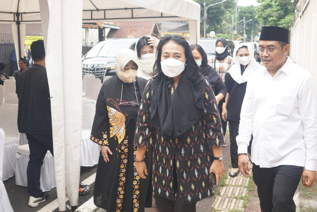 Menteri Pemberdayaan Perempuan dan Perlindungan Anak (PPPA), Bintang Puspayoga di kediaman KSP Moeldoko, Jakarta, Minggu (12/3). Foto: Iqbal Firdaus/kumparan