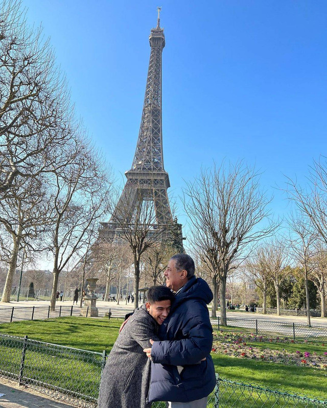 Fadil Jaidi bersama ayahnya. Foto: Instagram/@fadiljaidi