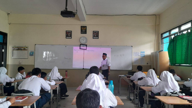 Kegiatan supervisi guru. Foto: Dokumentasi Pribadi.
