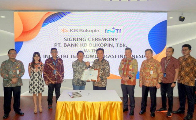 KB Bukopin kerja sama dengan PT INTI untuk penyaluran KUR secara digital. Foto: KB Bukopin