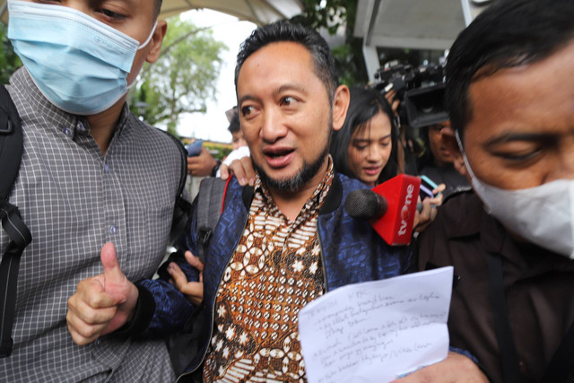 Kepala Bea dan Cukai Makassar, Andhi Pramono usai penuhi panggilan KPK, Jakarta, Selasa (14/3/2023). Foto: Jamal Ramadhan/kumparan