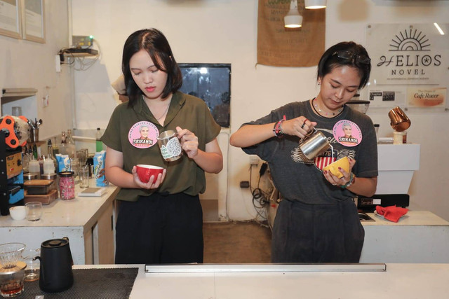 Kompetisi Funbattle Coffee yang digelar Srikandi Ganjar Jawa Timur (Jatim) di Simposium Coffe, Mayangan, Kota Probolinggo, Selasa (14/3/2023). Foto: Dok. Istimewa