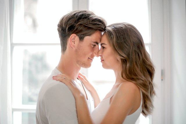 Ilustrasi Backstreet relationship. Pexels