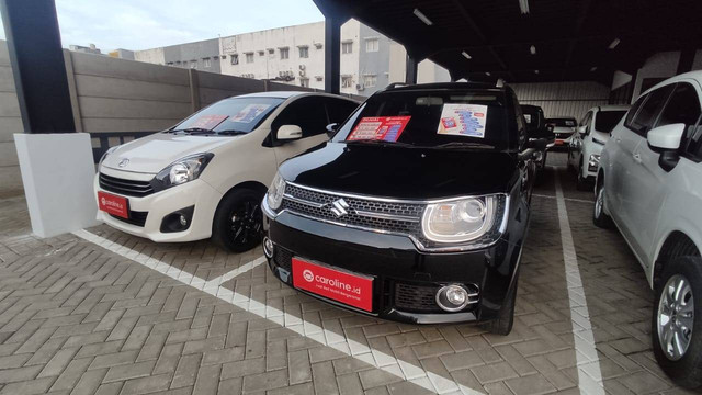 Mobil bekas yang dibeli dengan uang muka belasan juta di caroline.id. Foto: Aditya Pratama Niagara/kumparan