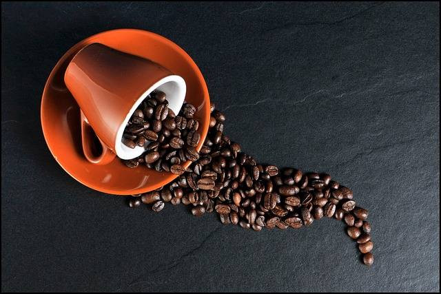 Ilustrasi menyeduh Kopi (Pixabay)