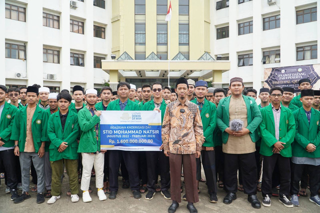 Beasiswa Pendidikan Berikan Kesempatan Kuliah Gratis Bagi Anak-anak Pedalam