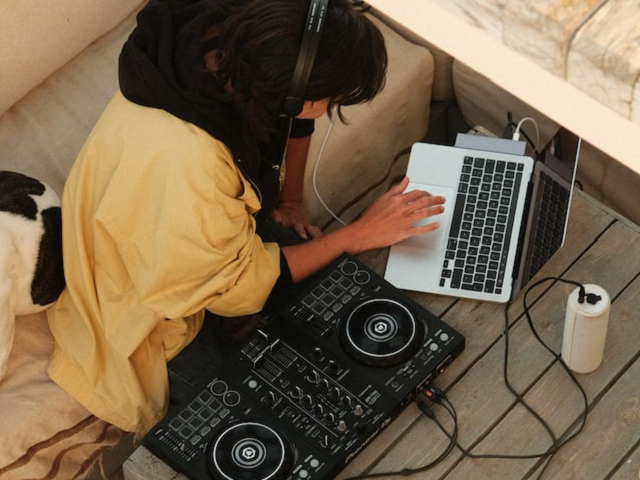 Ilustrasi reverb. Sumber: www.unsplash.com.