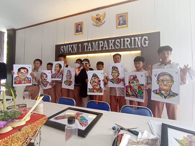 Hasil kolase kreasi wajah plastik karya peserta didik SMP Alkautsar Temanggung