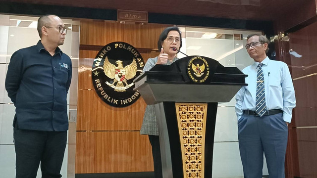 Katta xorozlar bilan anal tranny Fedorovaning yalangoch fotosuratlari