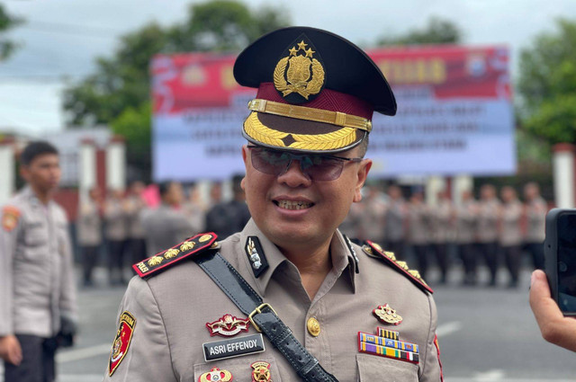 Direktur Ditreskrimum Polda Maluku Utara, Kombes Pol Asry Effendi. Foto: Samsul Hi. Laijou/cermat