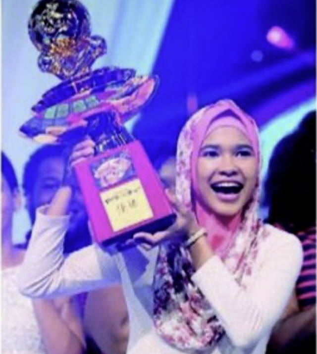 Fatimah Zahratunnisa menang lomba nyanyi di Jepang. Dok tangkapan layar di Twitter @zahratunnisaf