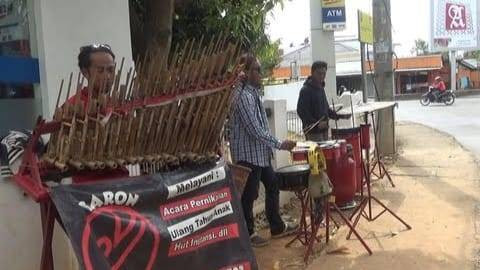 Ilustrasi pengamen angklung. Foto: Lampung Geh/Kumparan