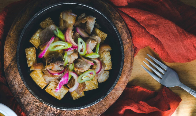 Ilustrasi Makanan Khas Semarang. Sumber: Unsplash/Eiliv.