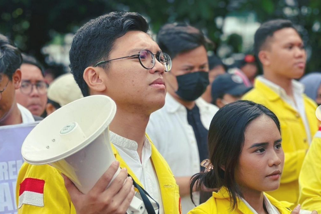 Ketua BEM UI Melki Sadek Huang (kiri) dan Wakil Ketua BEM UI Shifa Anindya Hartono. Foto: Instagram/@melkisedekhuang