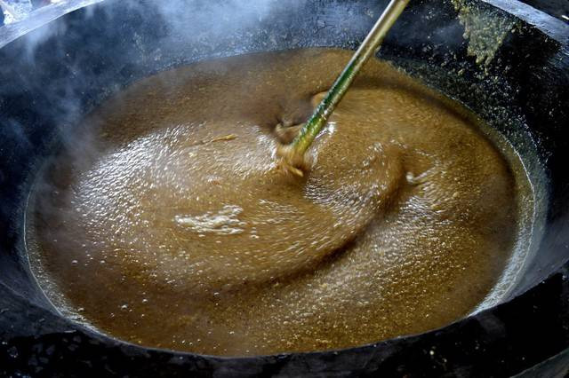 Ie bu peudah, kuliner khasa Aceh yang dimasak dengan 44 jenis bumbu. Foto:: acehkini