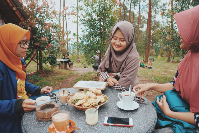 Ilustrasi Buka Bersama. Sumber: Unsplash/Gradika Anggi