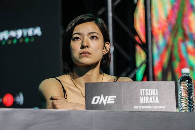 Itsuki Hirata dalam sesi konferensi pers ONE Fight Night 8 pada Kamis (23/3/2023). Foto: ONE Championship