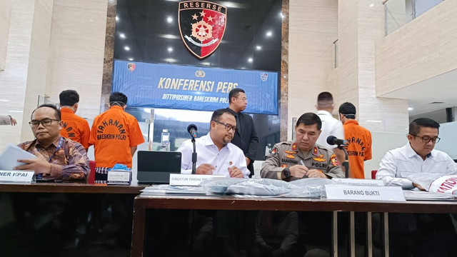 Konpers pengungkapan kasus pornografi anak di Mabes Polri, Senin (27/3/2023). Foto: Thomas Bosco/kumparan