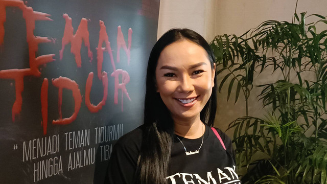 Kalina Ocktaranny dalam Konferensi Pers Film Teman Tidur, XXI Kemang Village, Senin (27/3/2023). Foto: Giovanni/kumparan